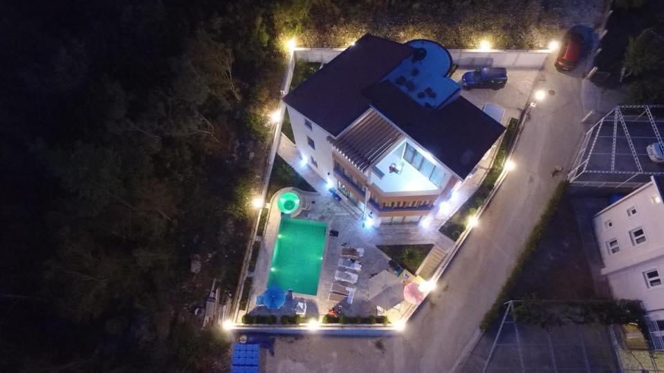 Villa Rakhimov ヘルツェグ・ノヴィ エクステリア 写真